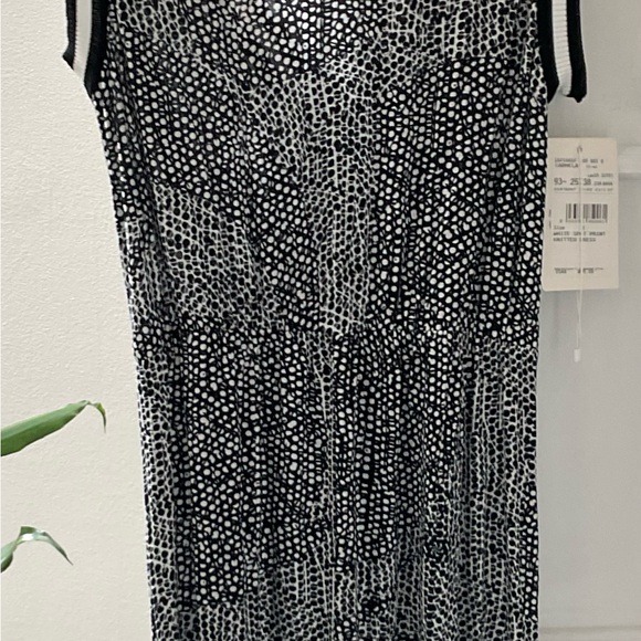 Beautiful MaxMara no wrinkle knit maxi dress - Picture 3 of 7